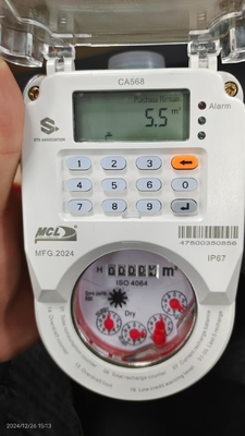 Tanzanya için önceden ödenen Su Ölçütü LoRa Wan STS Standart B Sınıfı Doğruluk Plastik Beden IP67 Su geçirmez